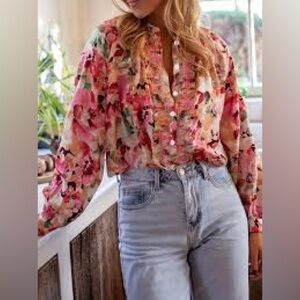 Easy Clothes Floral Blouse NWT Size S/M Romantic Button Front Flowy Top